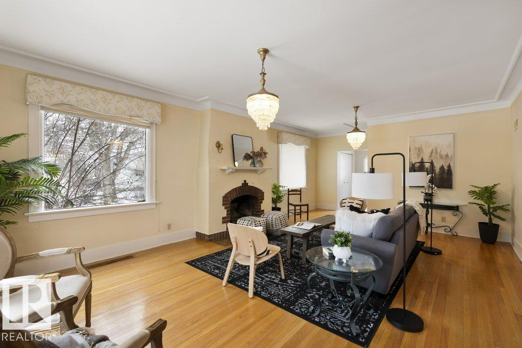 25 SUNNYSIDE CR, St. Albert