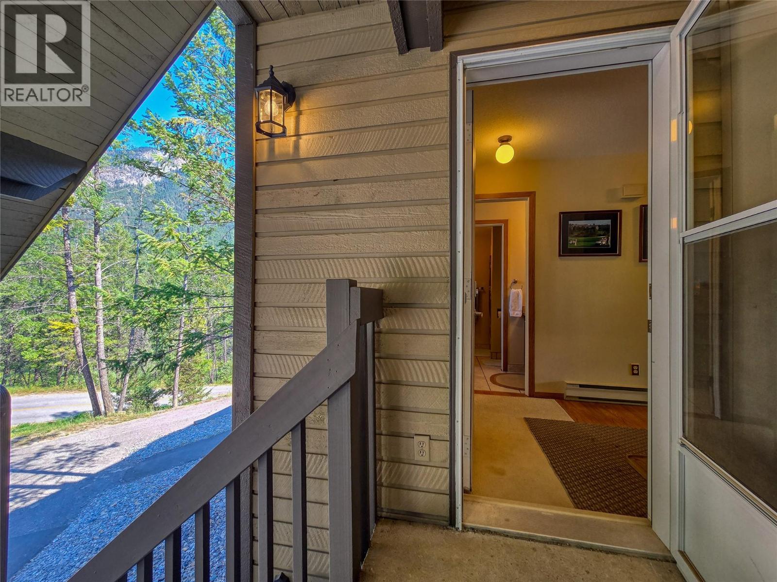 8040 Radium Golf Course Road Unit# 7, Radium Hot Springs