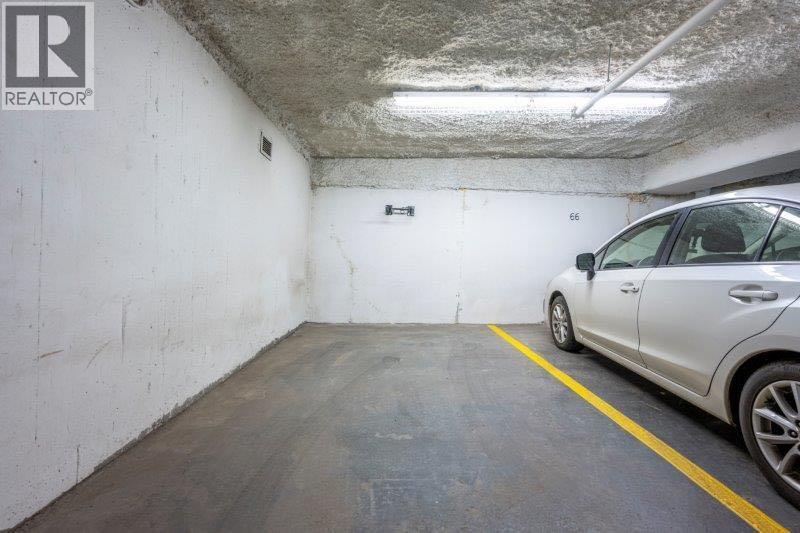 Single Family House for Sale in    Street NE Renfrew Calgary 