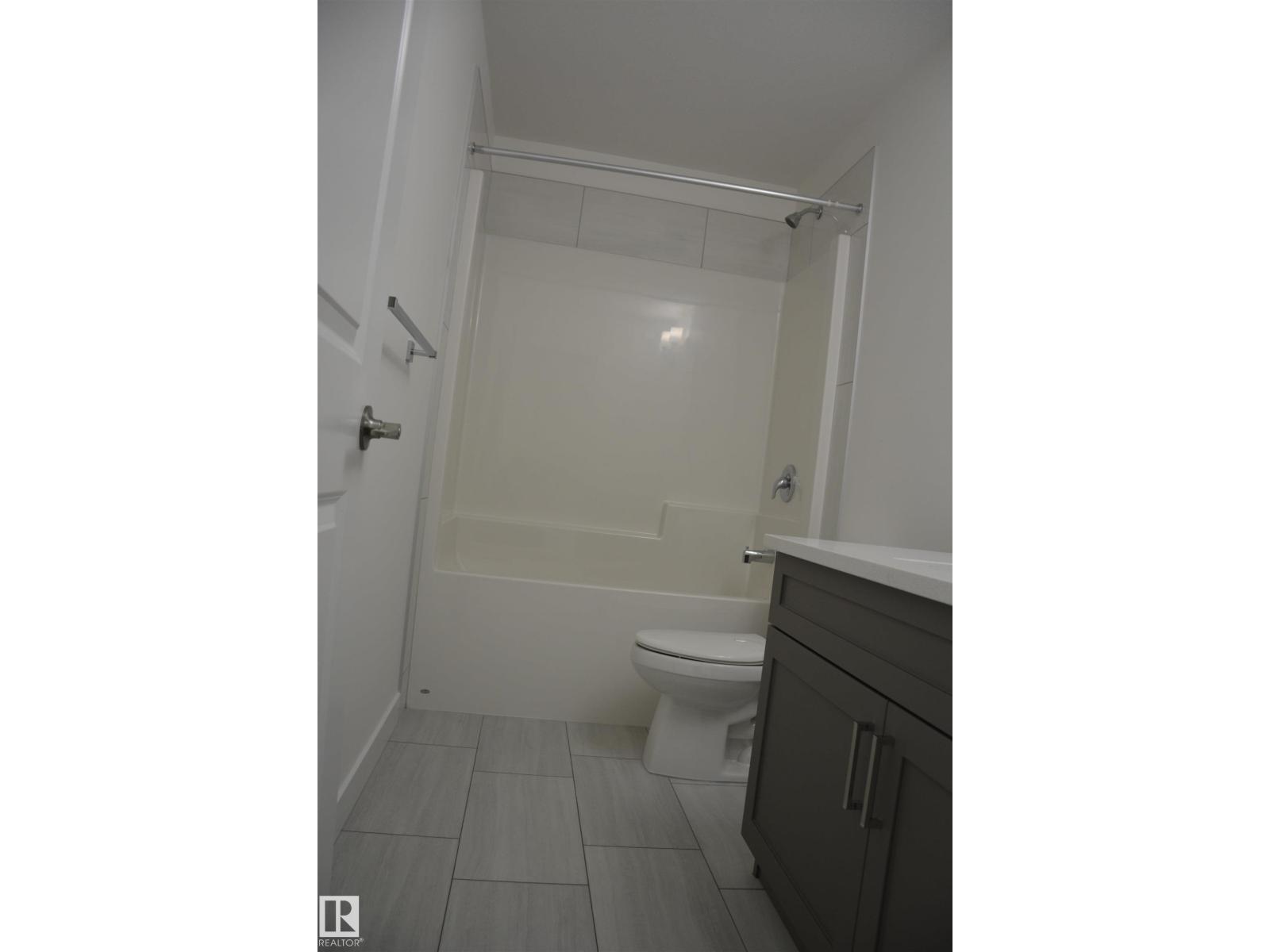 #72 2710 66 Street SW, Edmonton