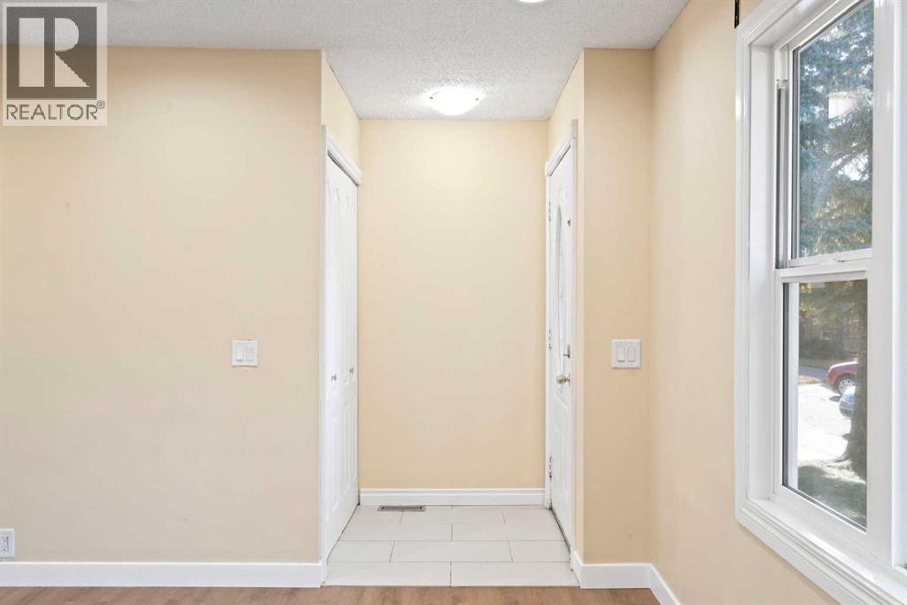 Single Family House Bungalow for Sale in  Fallswater Crescent NE Falconridge Calgary 