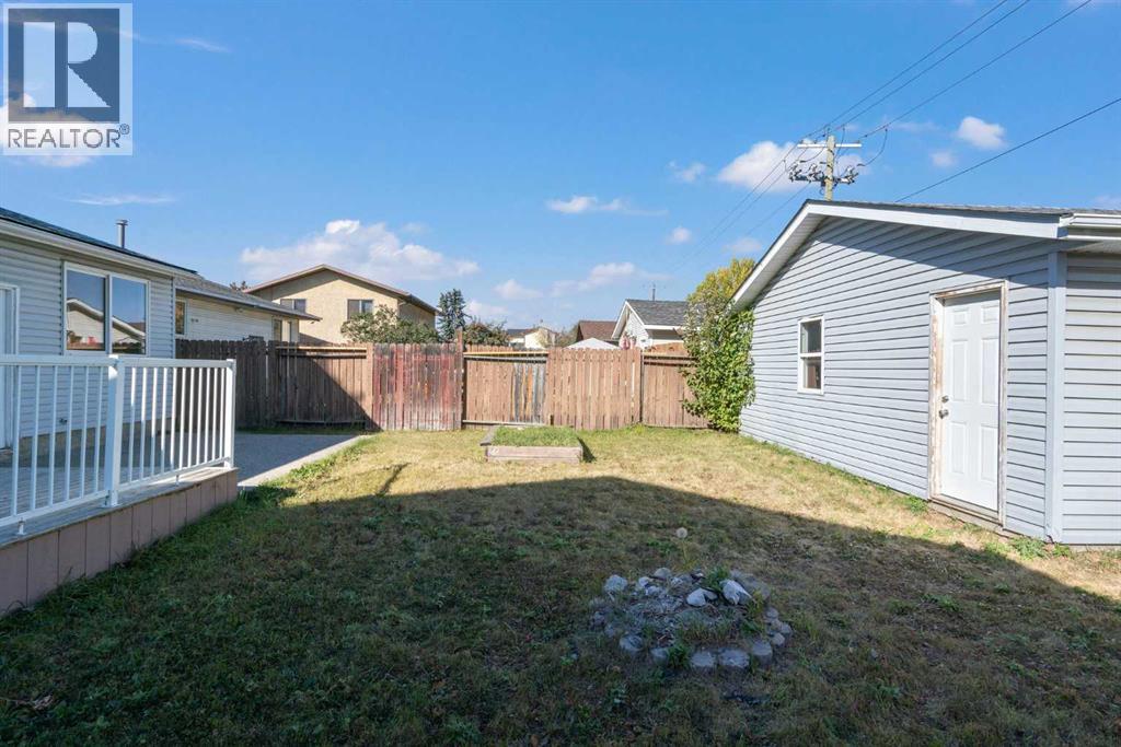 Single Family House Bungalow for Sale in  Fallswater Crescent NE Falconridge Calgary 