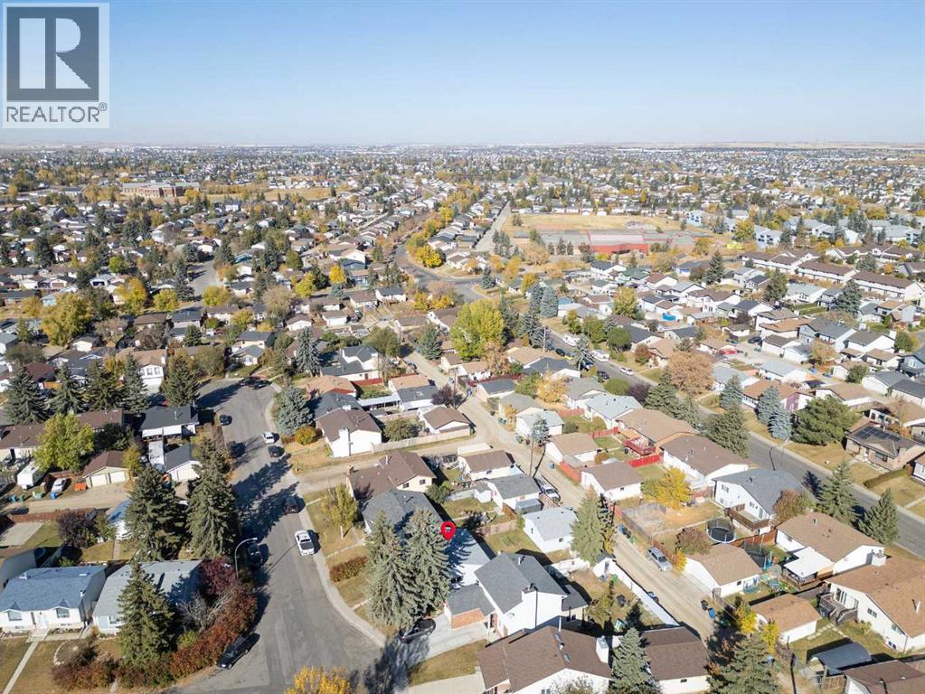 Single Family House Bungalow for Sale in  Fallswater Crescent NE Falconridge Calgary 