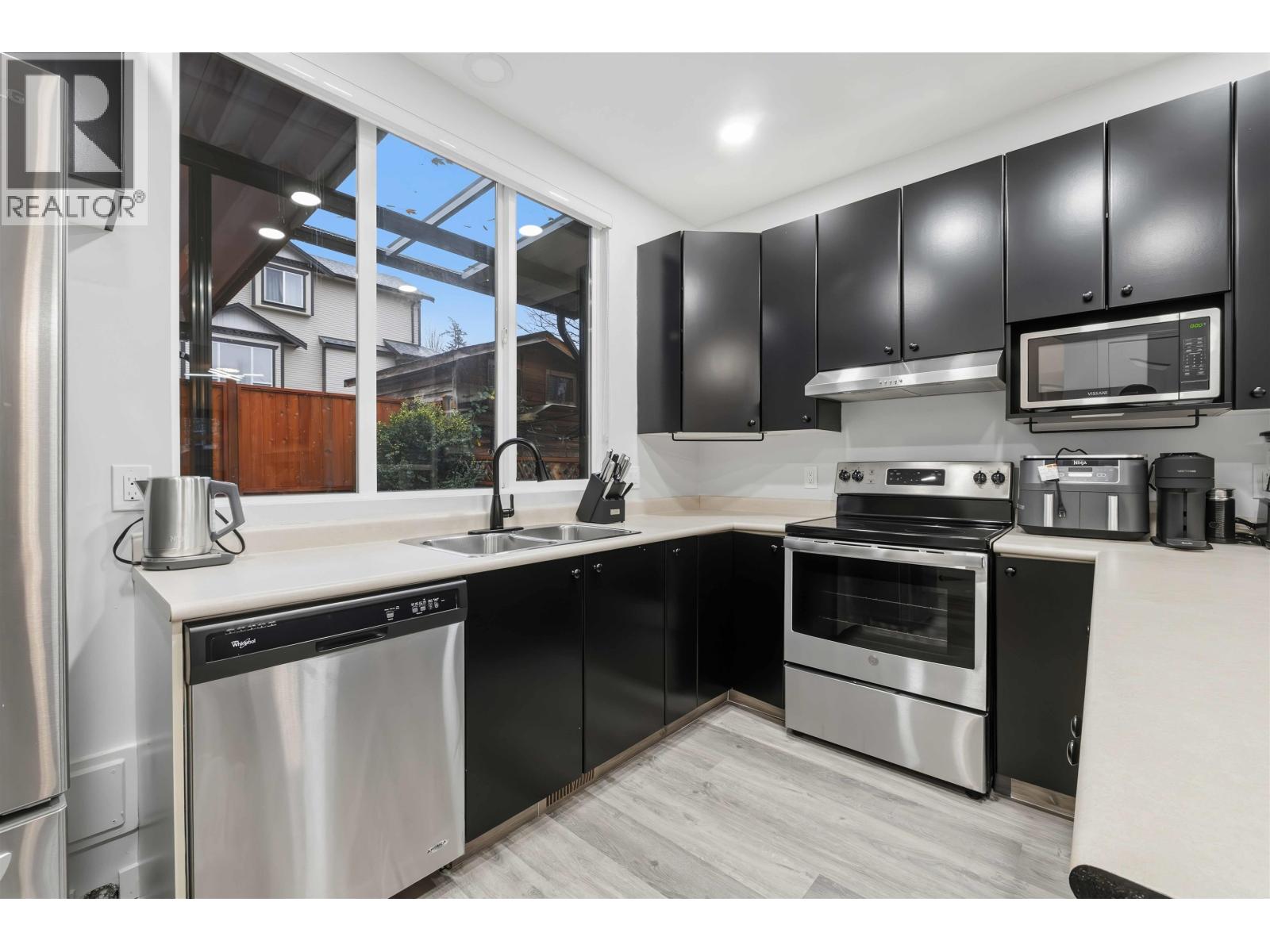 10256 243A STREET, Maple Ridge