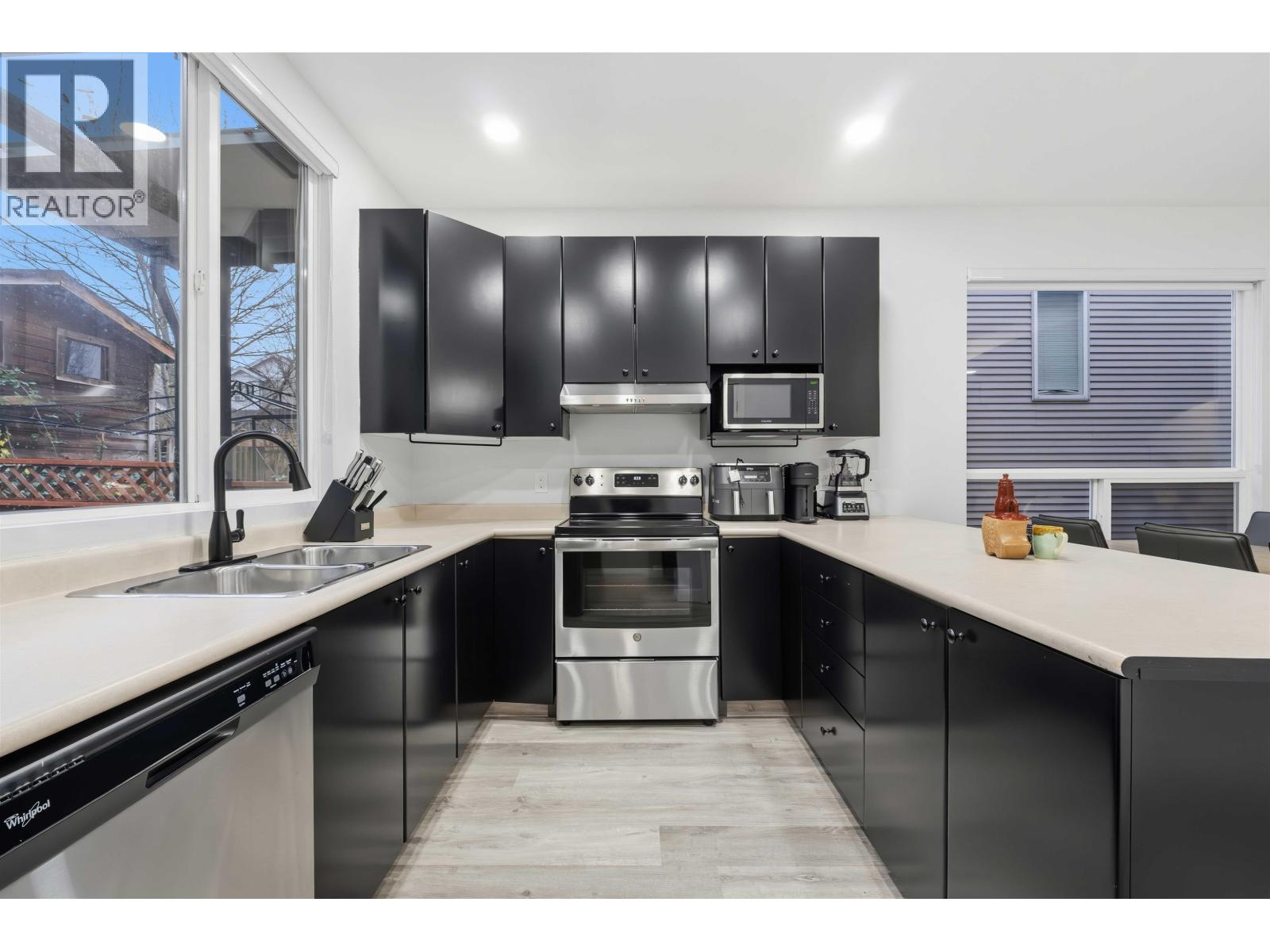 10256 243A STREET, Maple Ridge