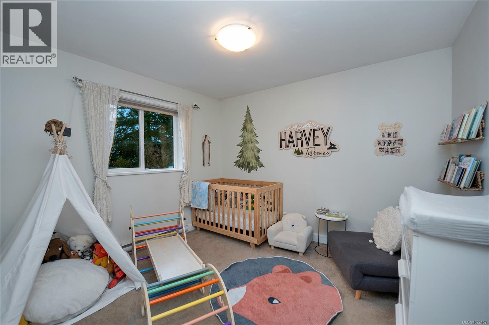 2229 Arbutus Rd, Saanich