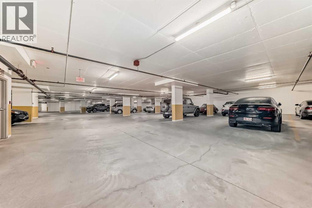 Single Family House for Sale in    Avenue SW Eau Claire Calgary 