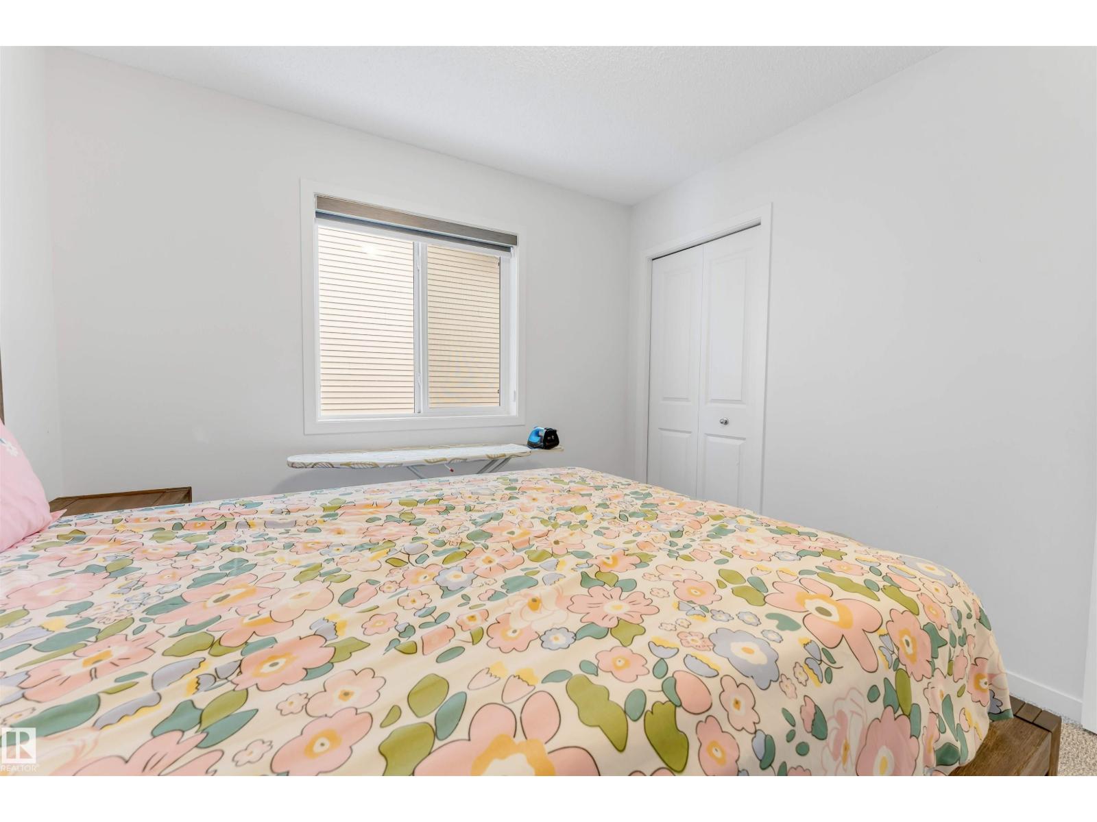 933 MCCONACHIE BV NW, Edmonton