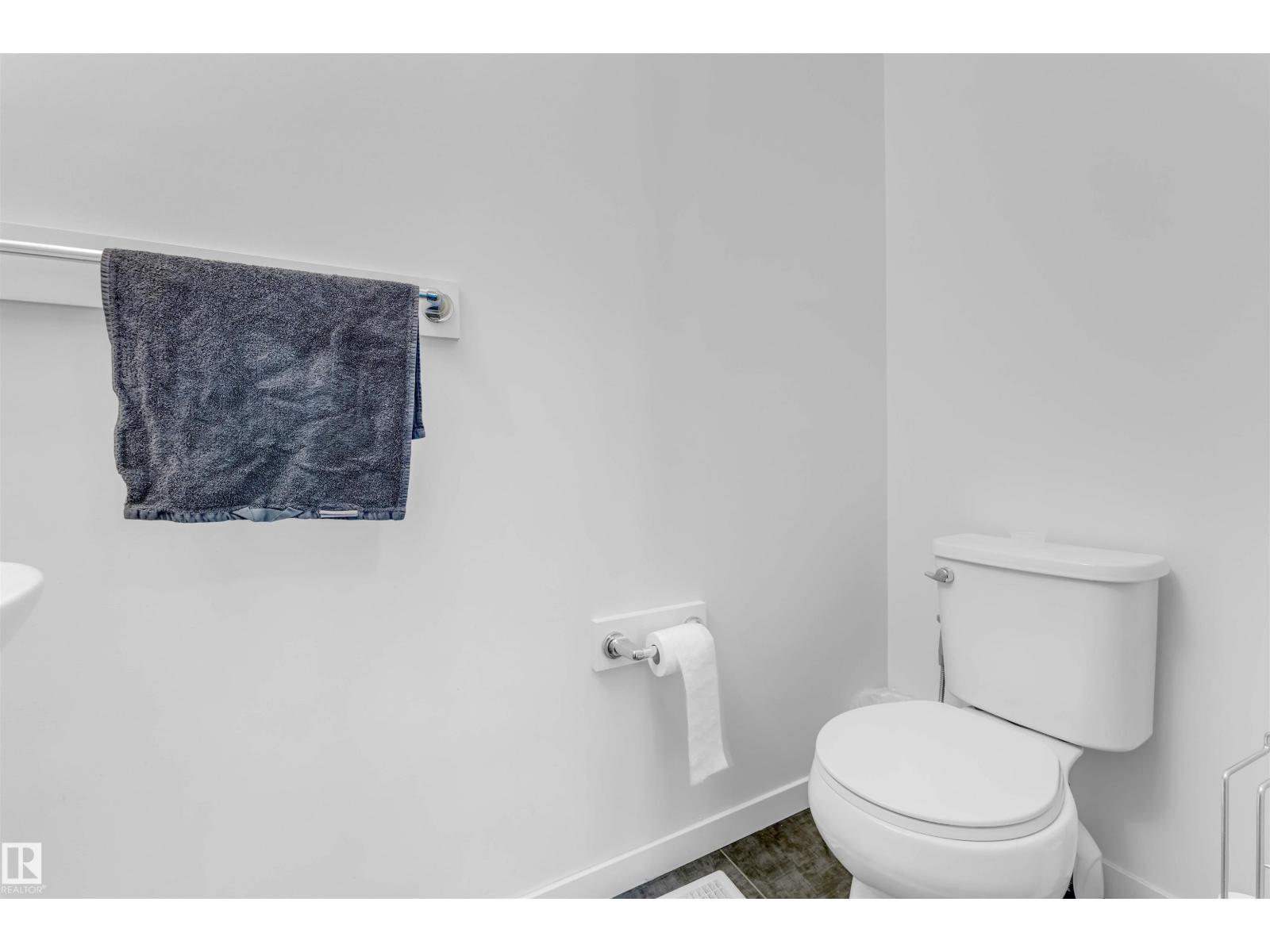 933 MCCONACHIE BV NW, Edmonton