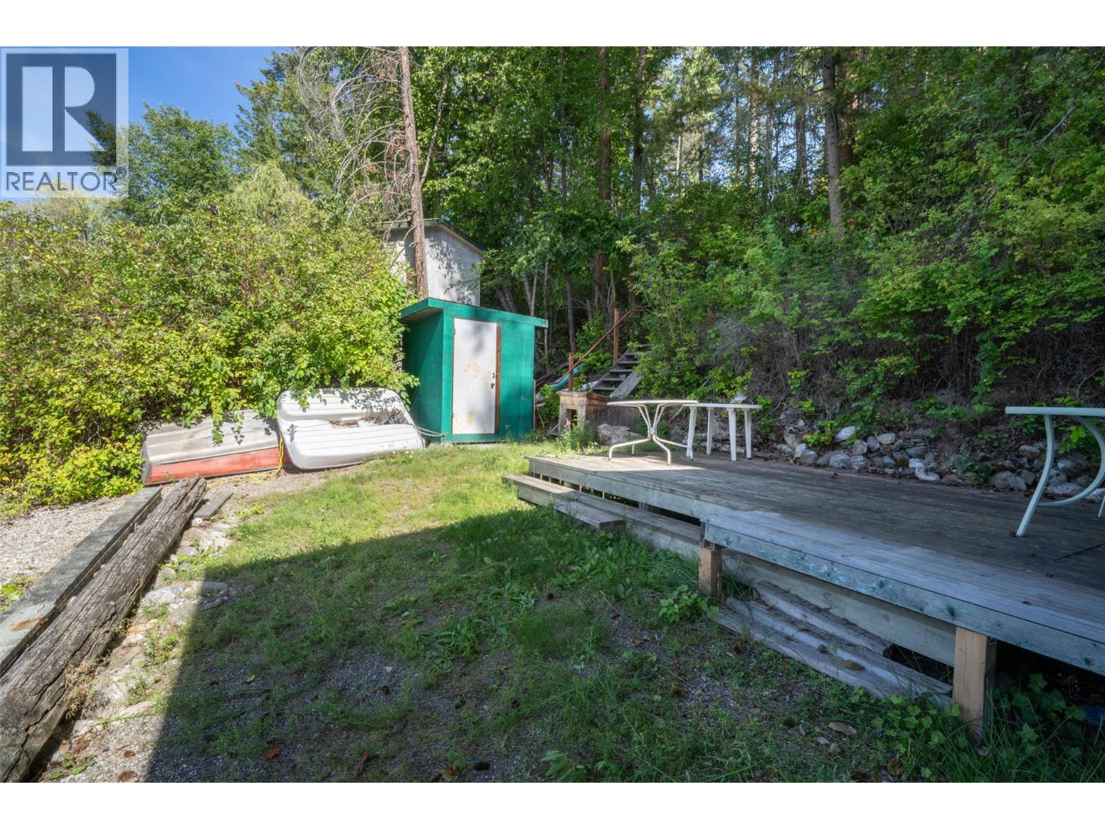 5799 Cosens Bay Road, Coldstream