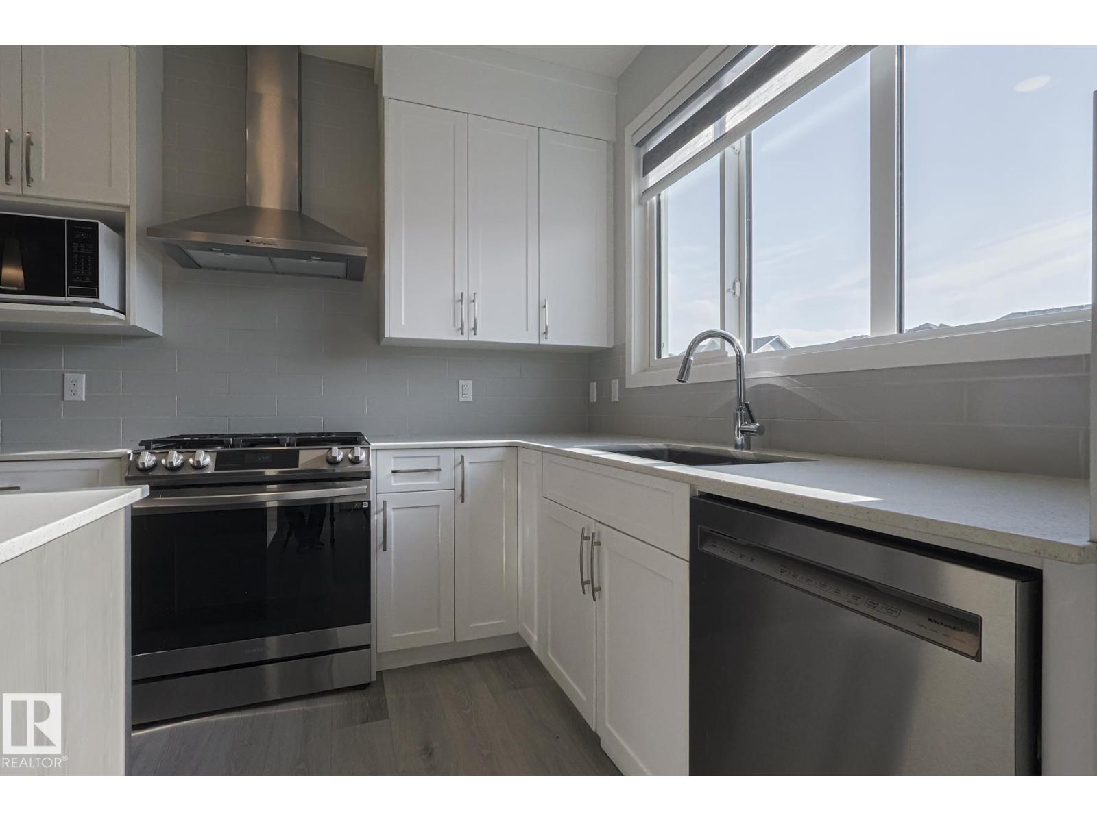 1653 PLUM CIRCLE CI SW, Edmonton