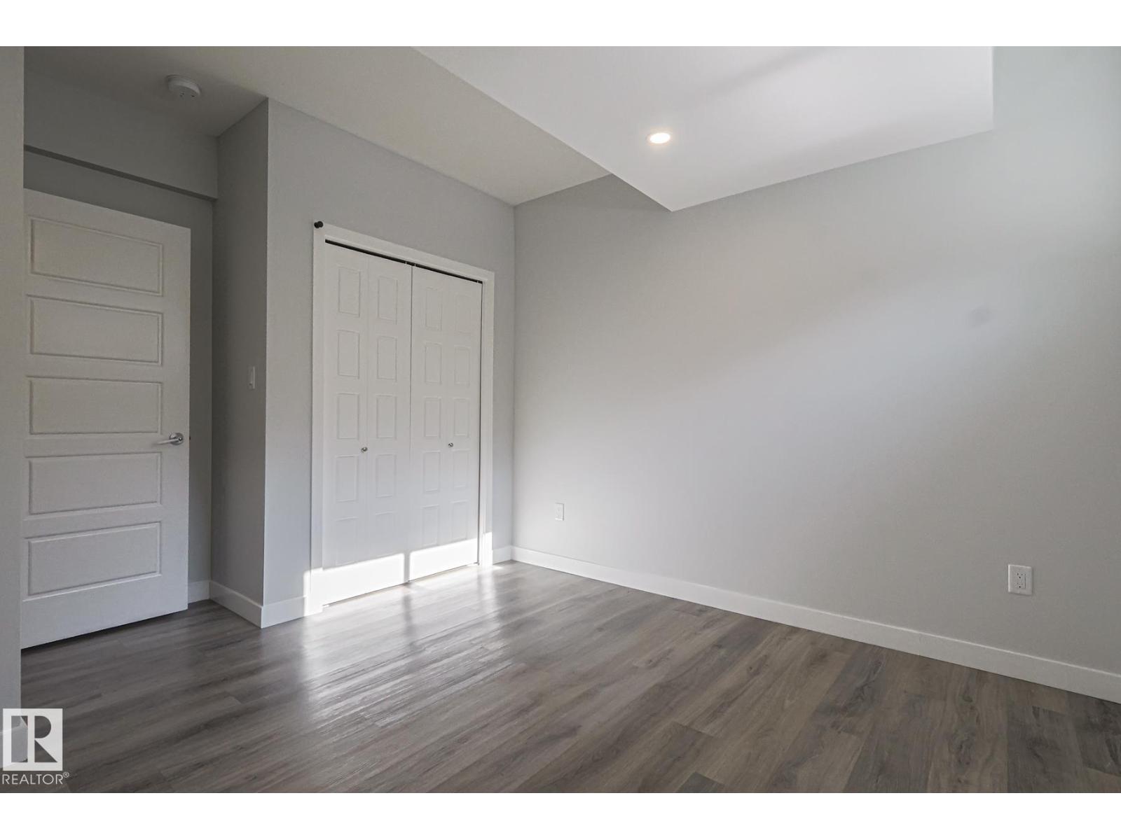 1653 PLUM CIRCLE CI SW, Edmonton