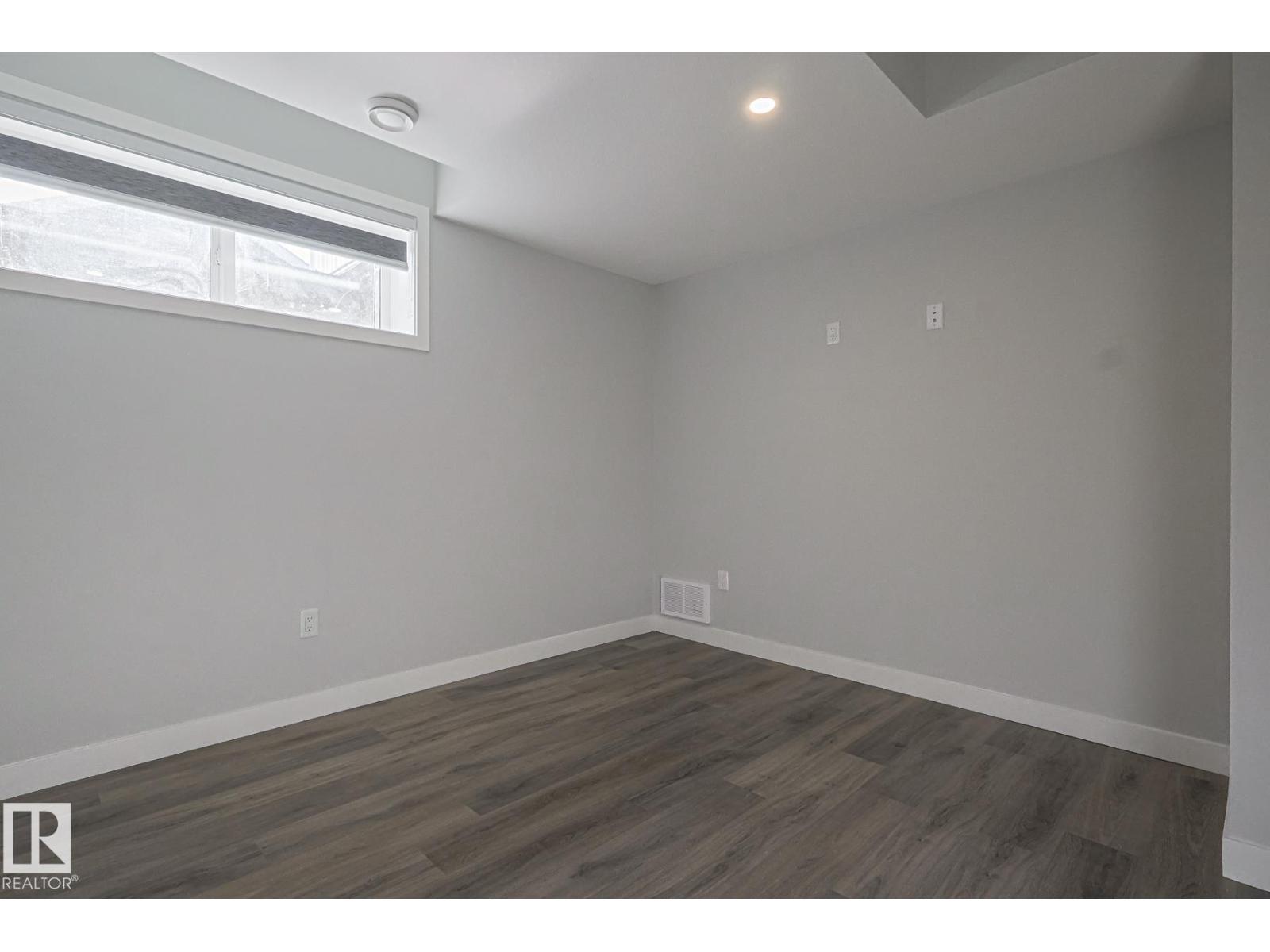 1653 PLUM CIRCLE CI SW, Edmonton