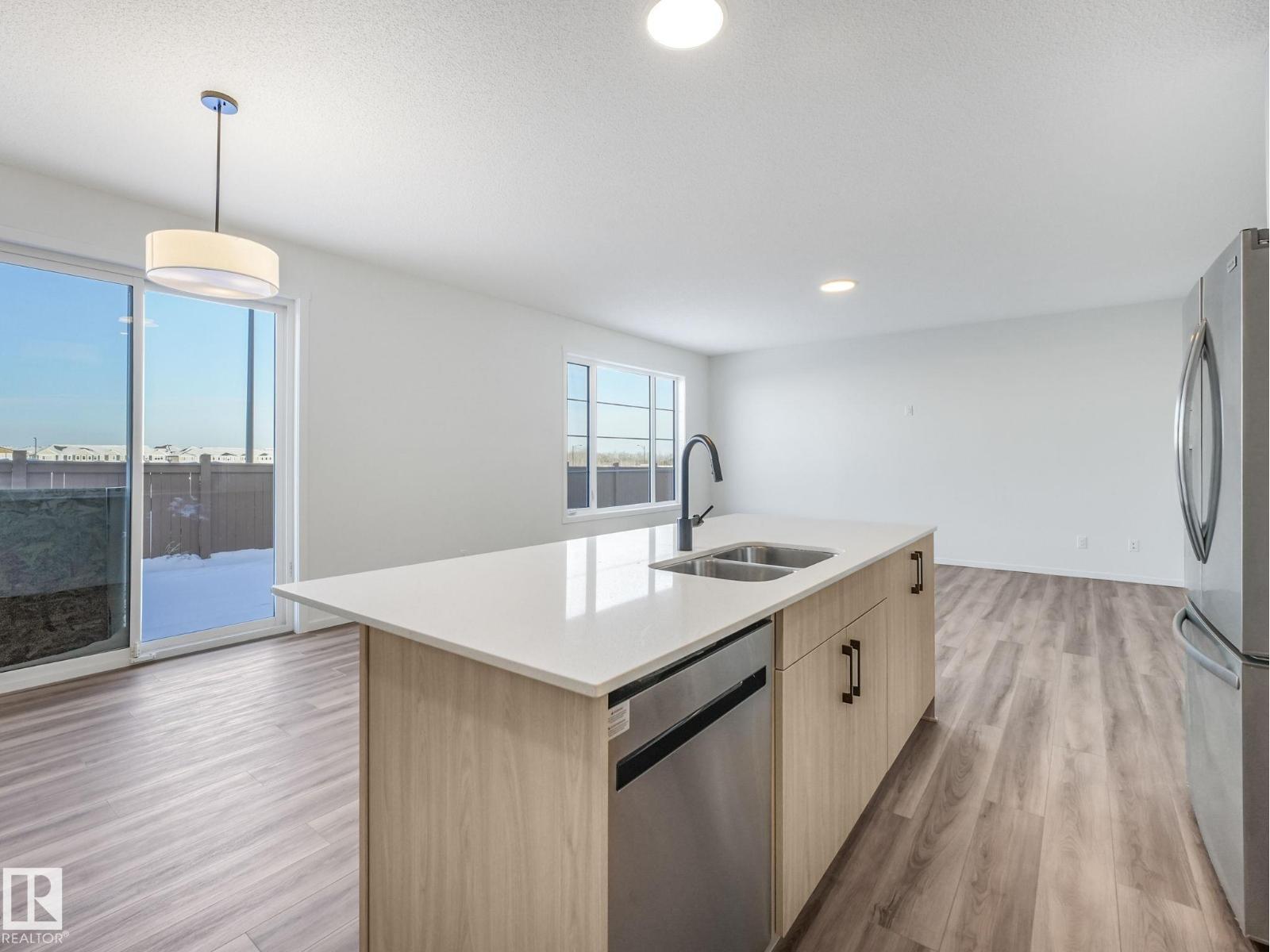 20506 16A AV NW, Edmonton