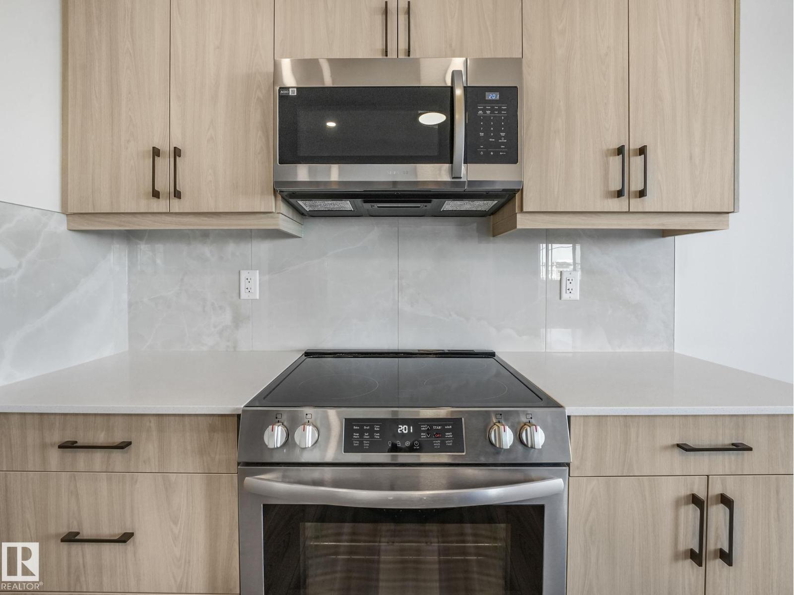 20506 16A AV NW, Edmonton