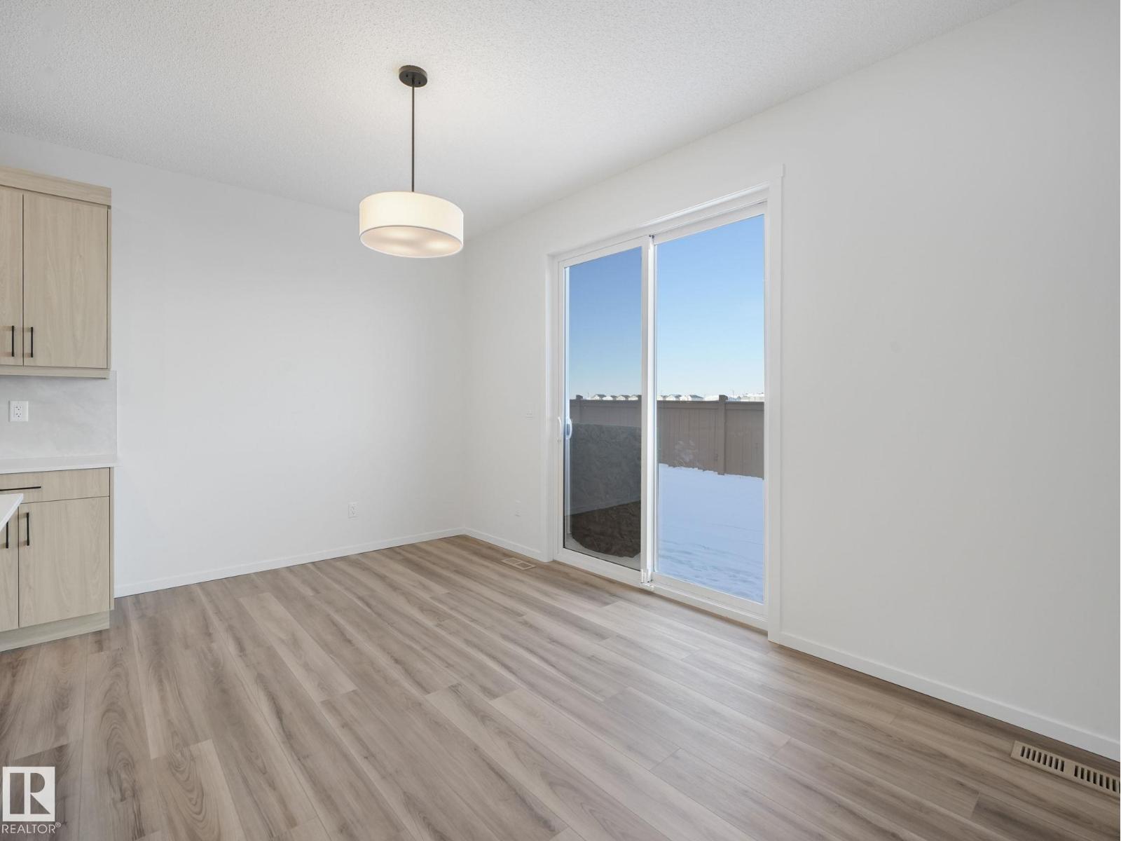 20506 16A AV NW, Edmonton