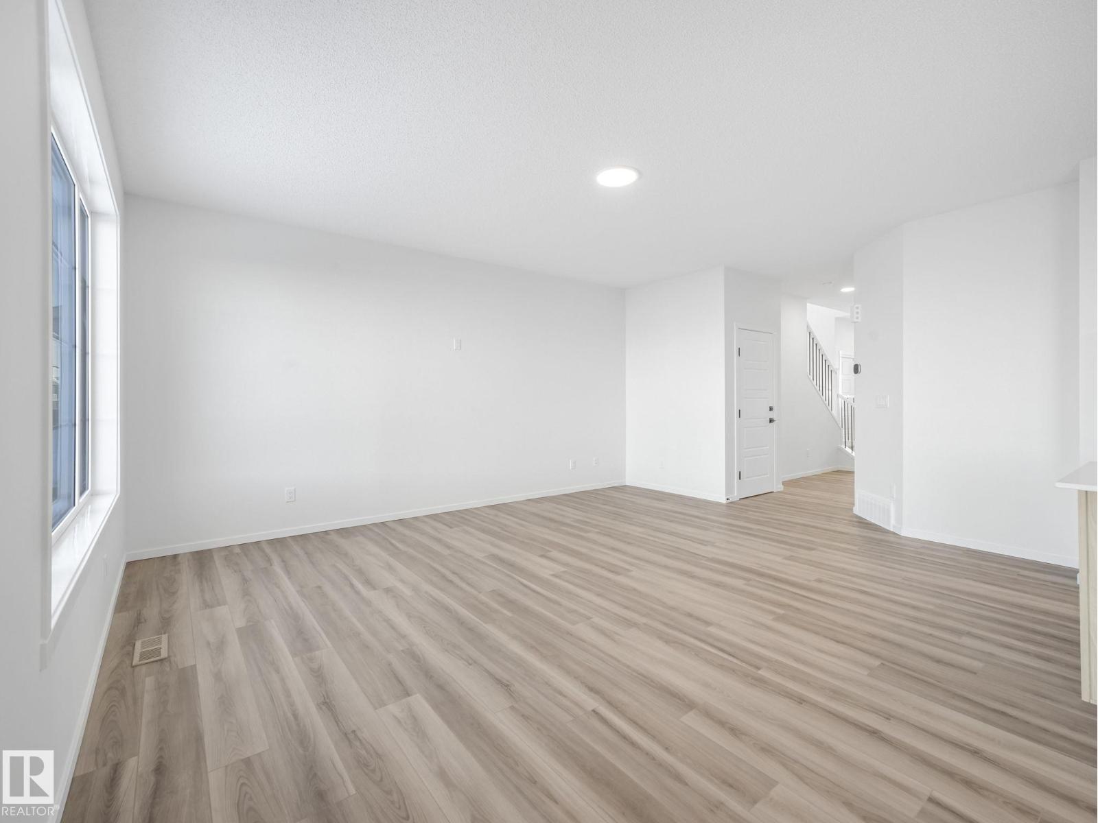 20506 16A AV NW, Edmonton