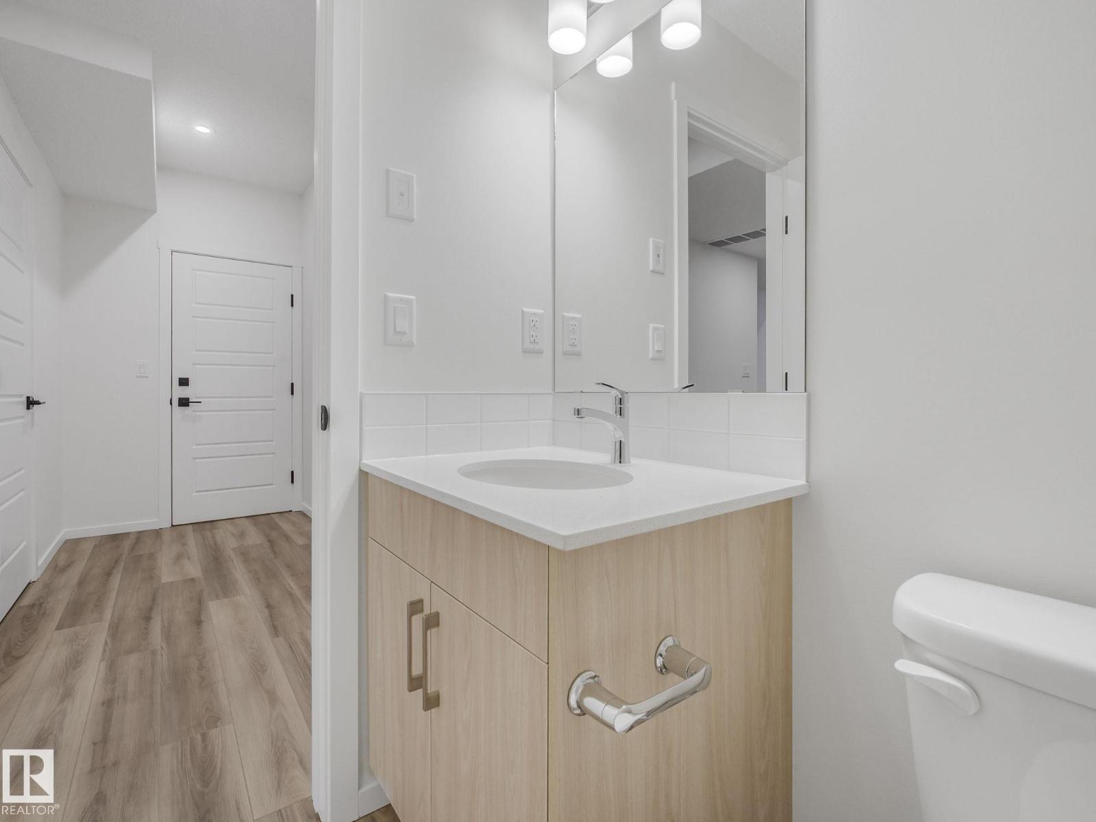 20506 16A AV NW, Edmonton