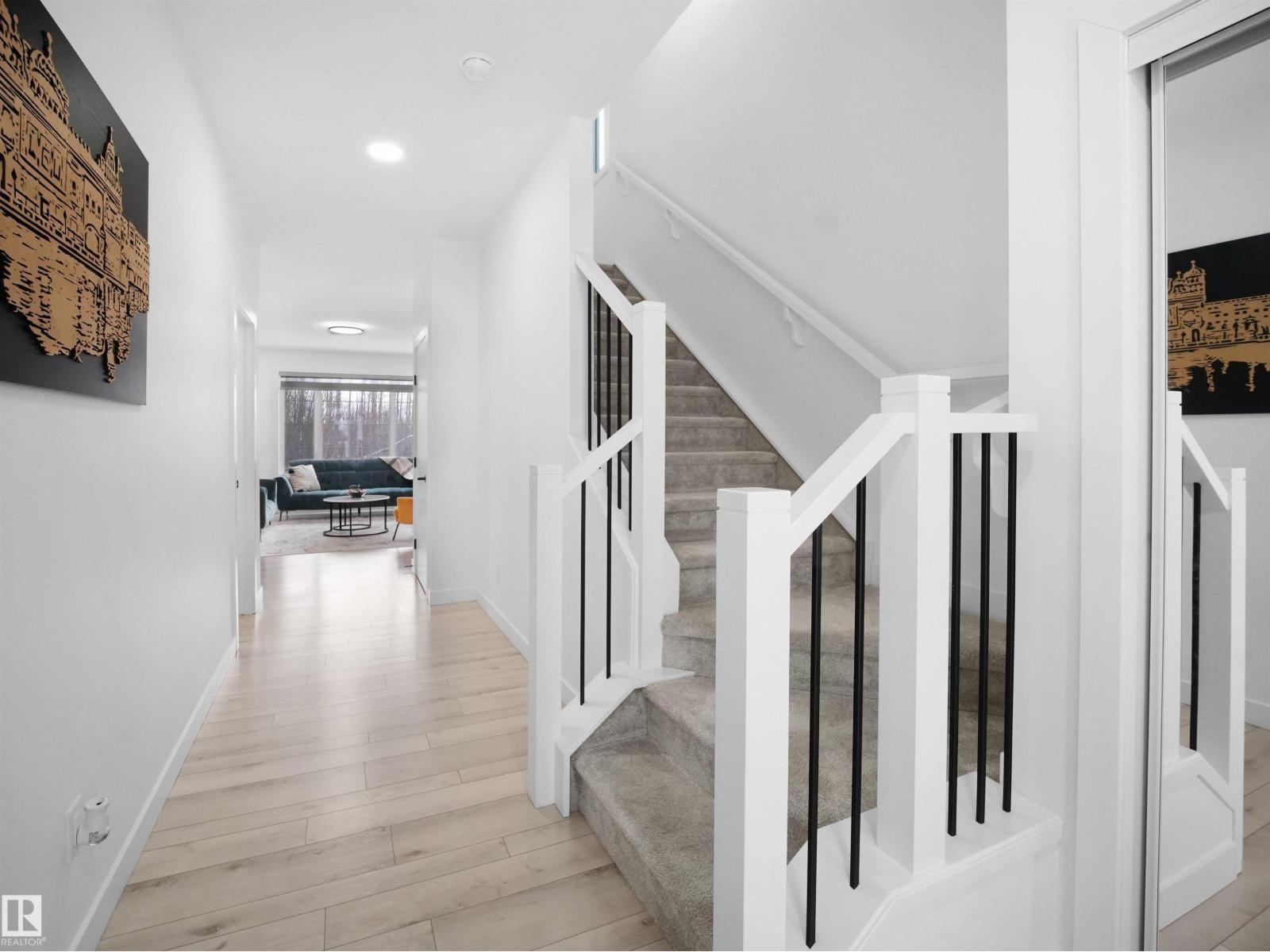 949 STILLWATER BV NW, Edmonton