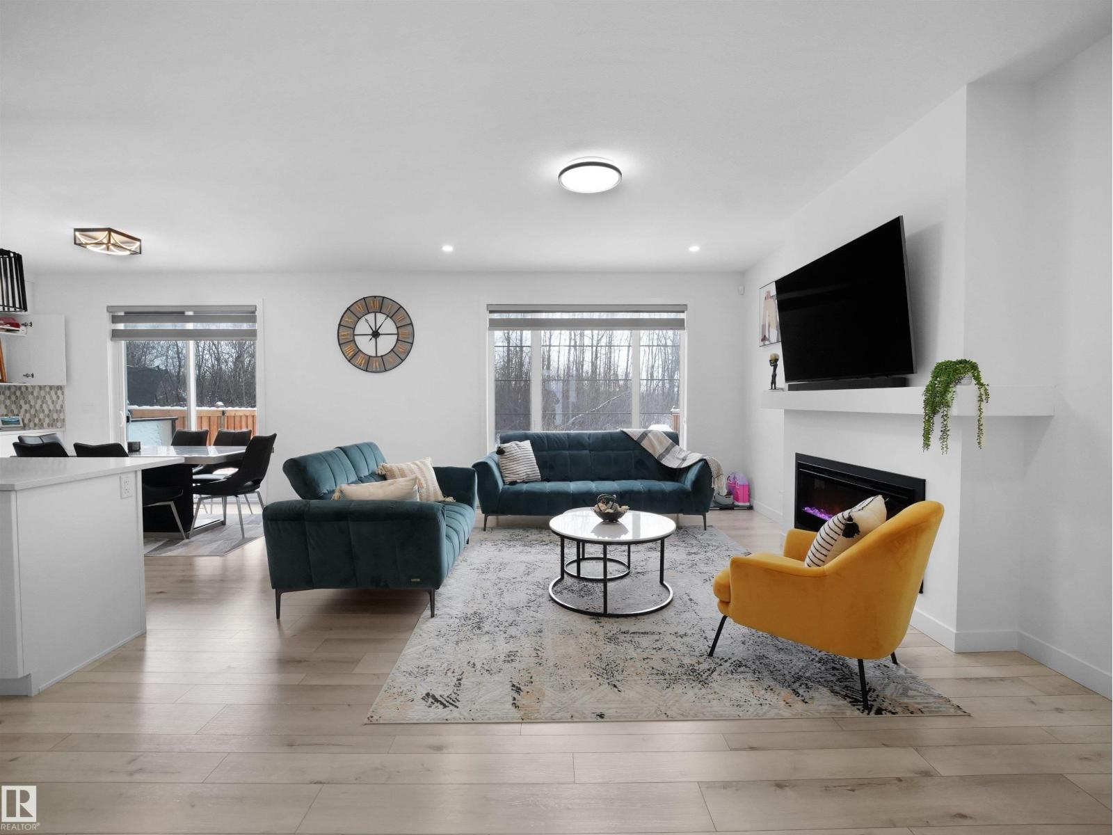 949 STILLWATER BV NW, Edmonton