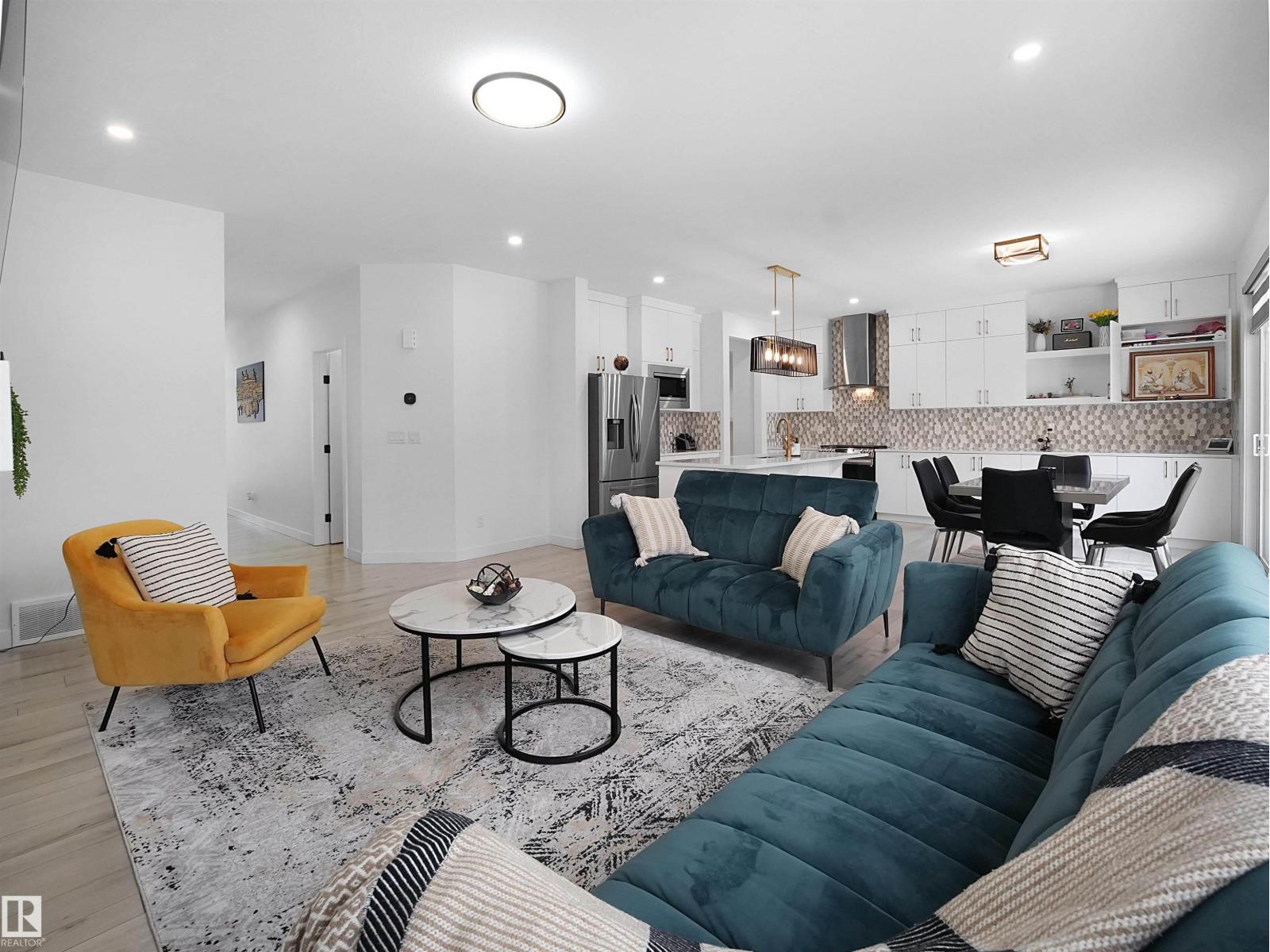 949 STILLWATER BV NW, Edmonton