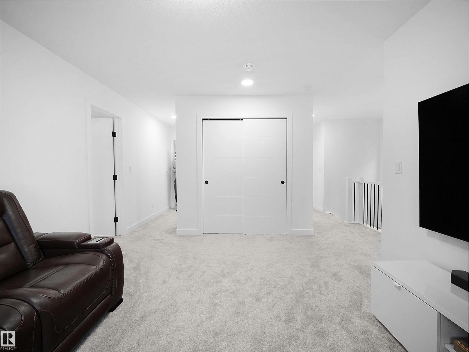 949 STILLWATER BV NW, Edmonton