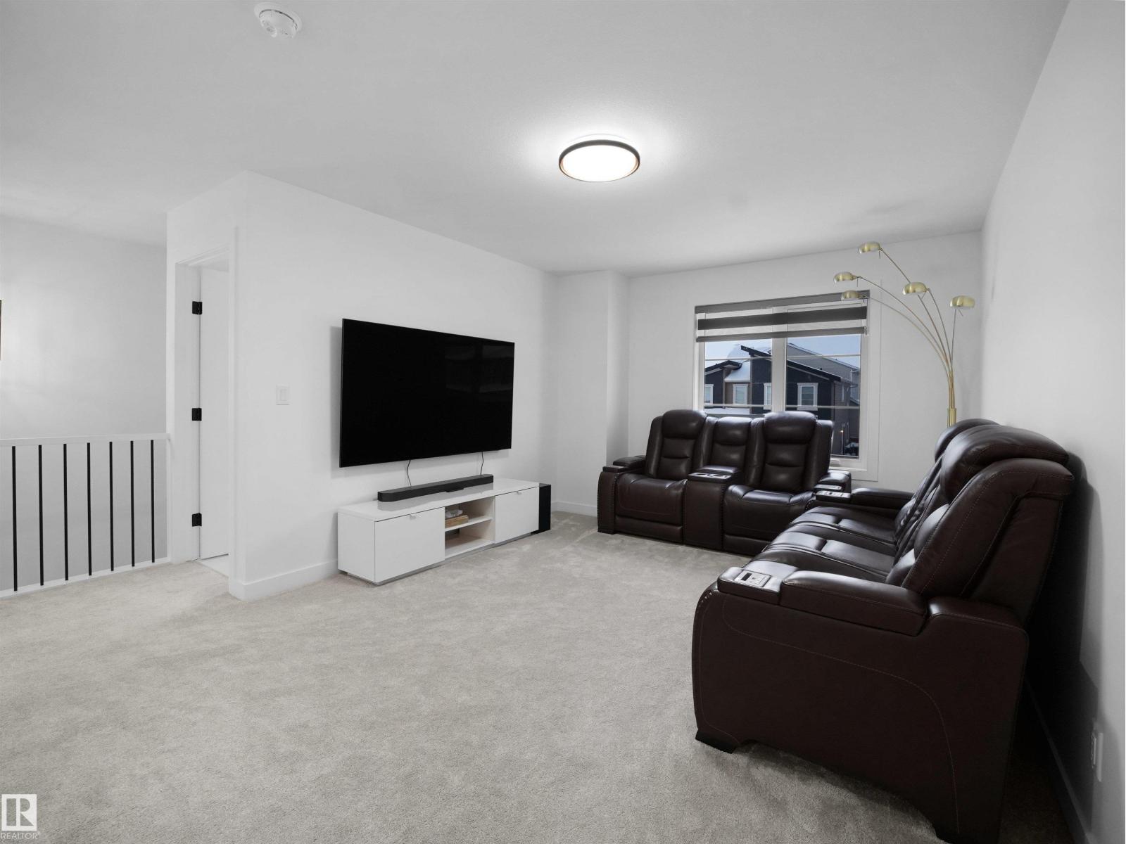 949 STILLWATER BV NW, Edmonton