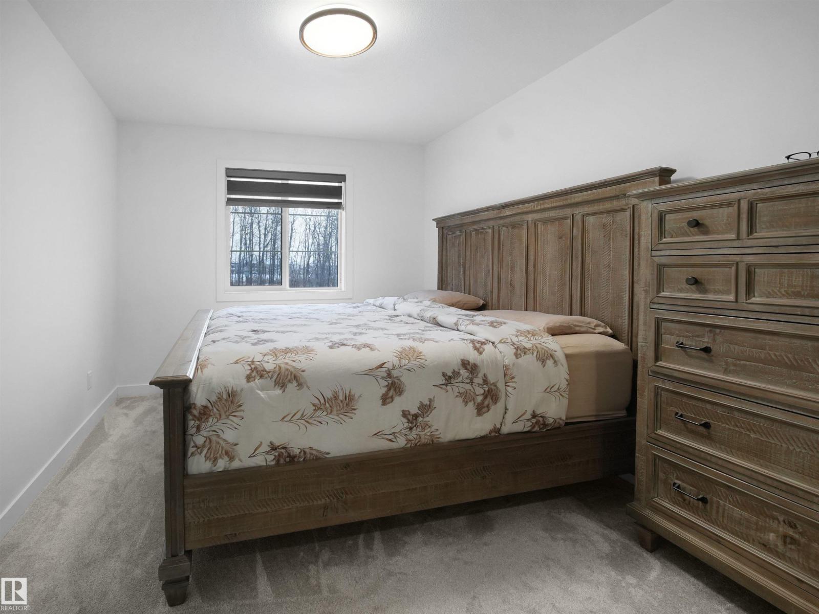 949 STILLWATER BV NW, Edmonton