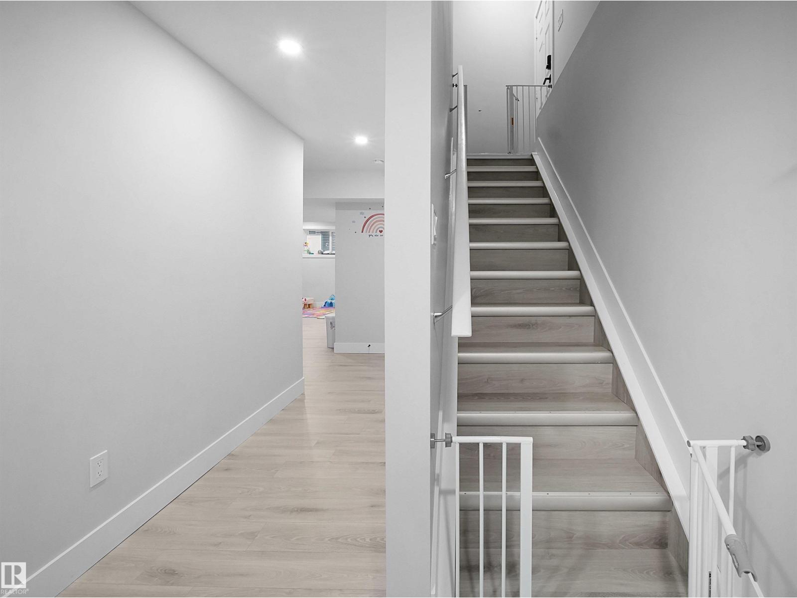 949 STILLWATER BV NW, Edmonton