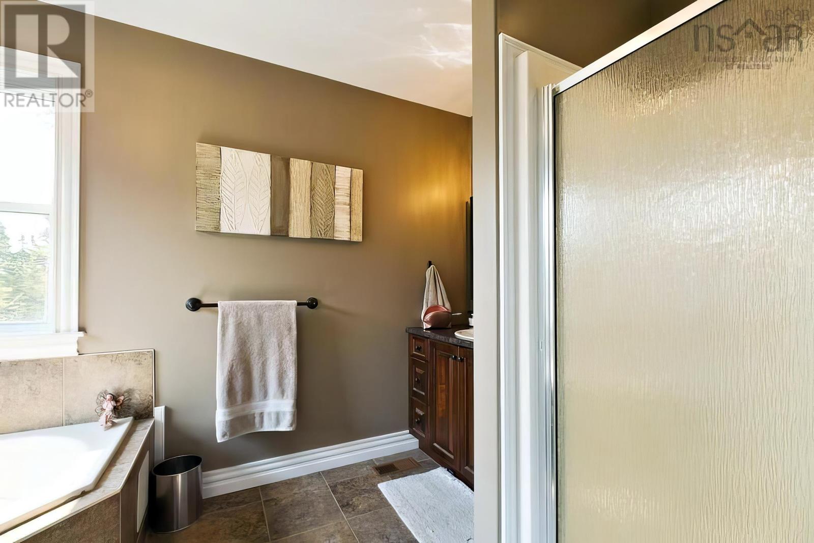 Property 31 of 42 of 30 Pivot Lane