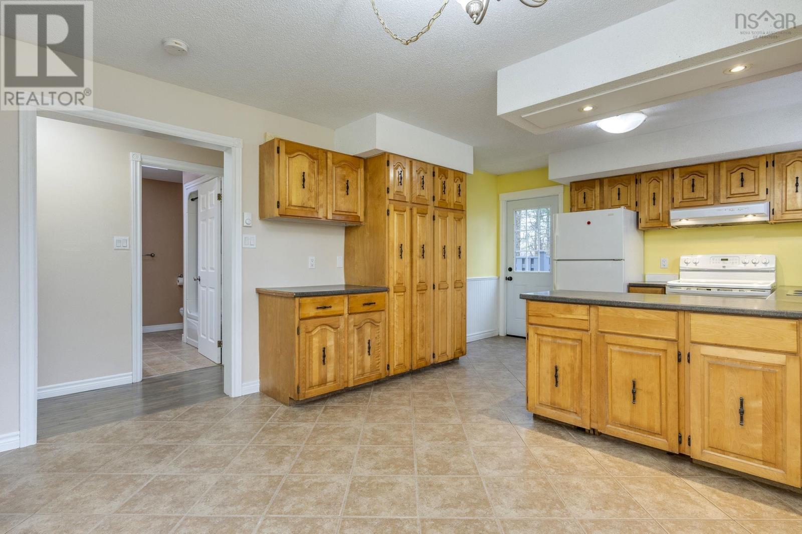 Property 15 of 48 of 990 Mary Avenue