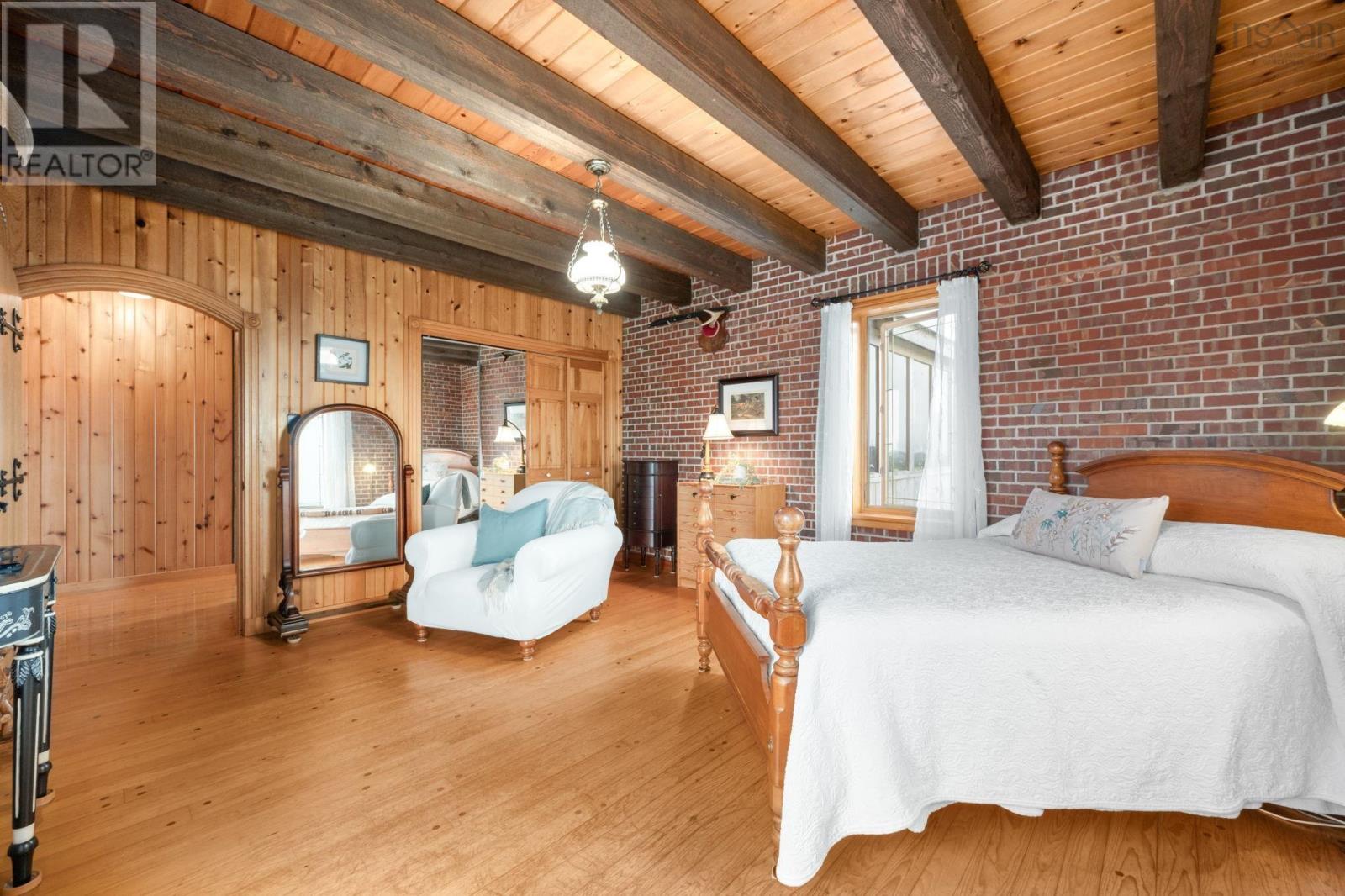 Property 28 of 50 of 12809 1 Highway