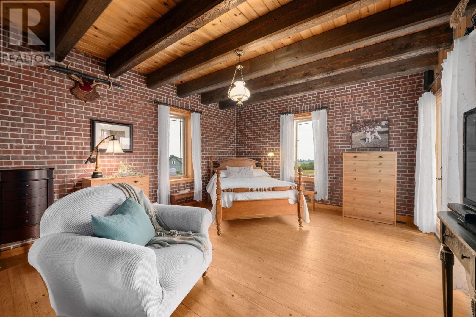 Property 26 of 50 of 12809 1 Highway