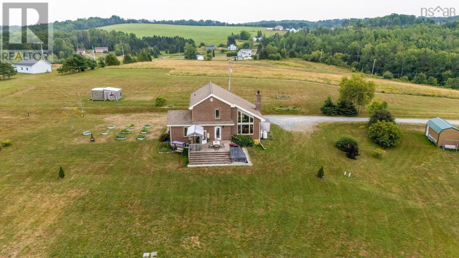 Property 46 of 50 of 12809 1 Highway