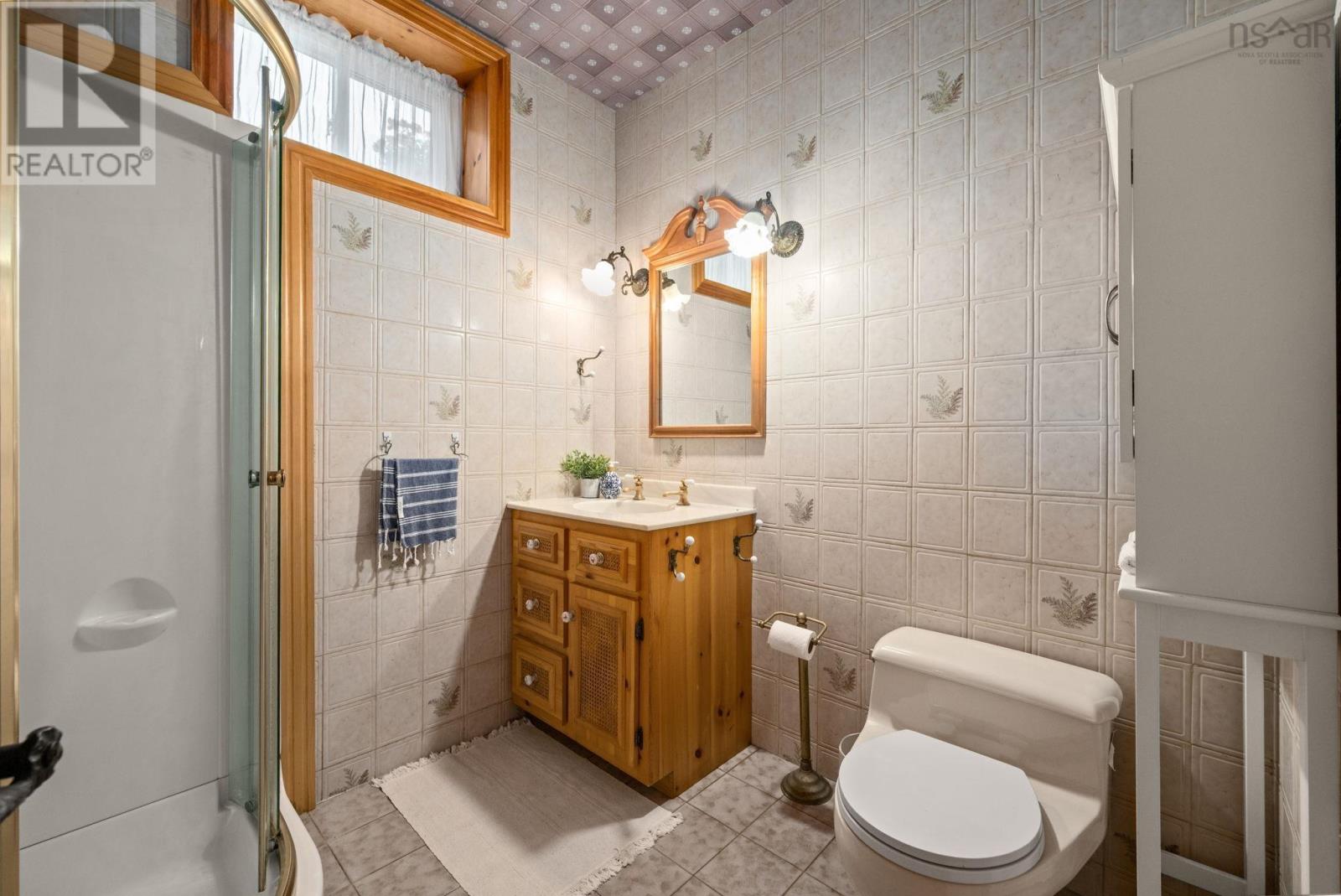 Property 40 of 50 of 12809 1 Highway