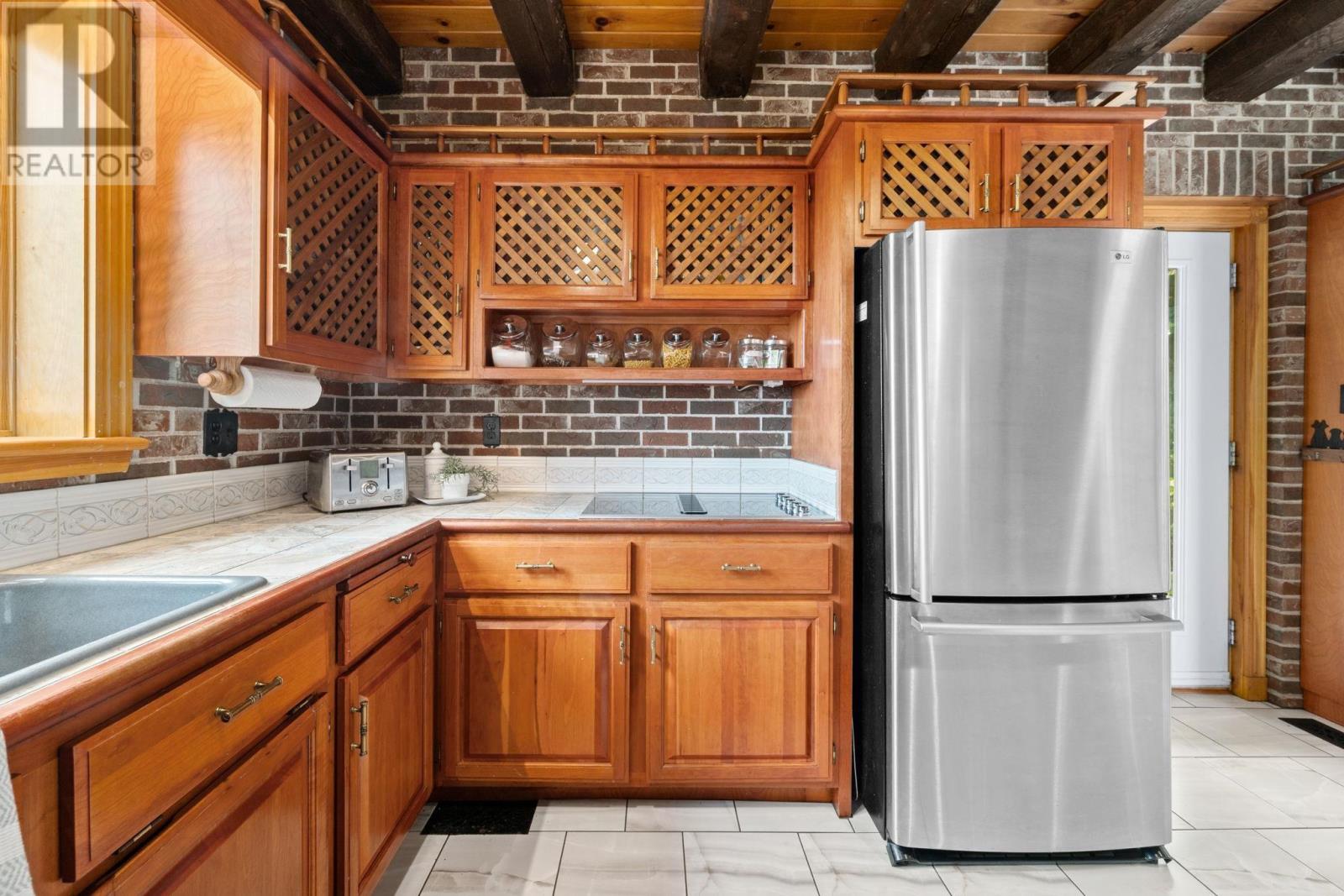 Property 22 of 50 of 12809 1 Highway