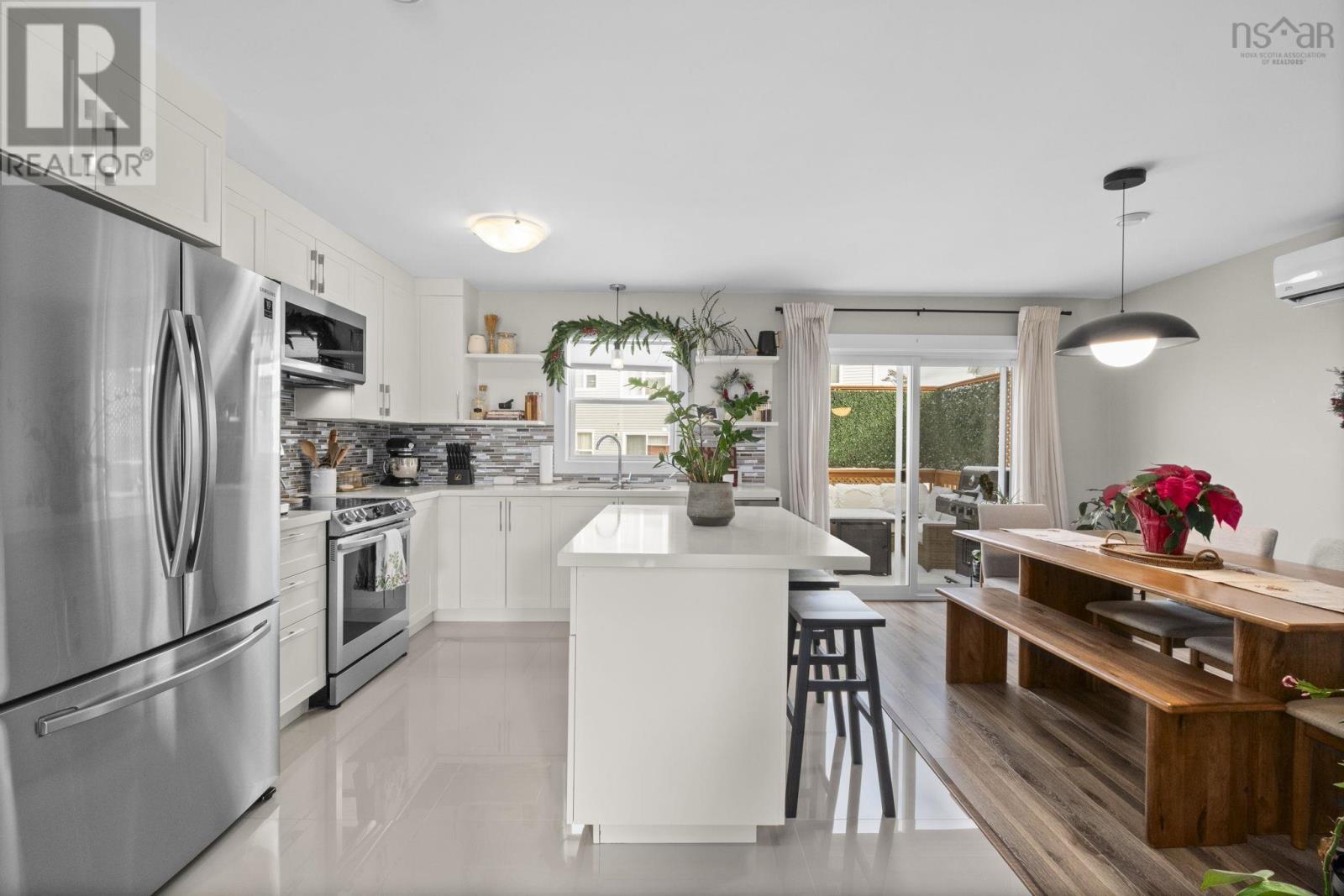 Property 11 of 50 of 15 Gala Court