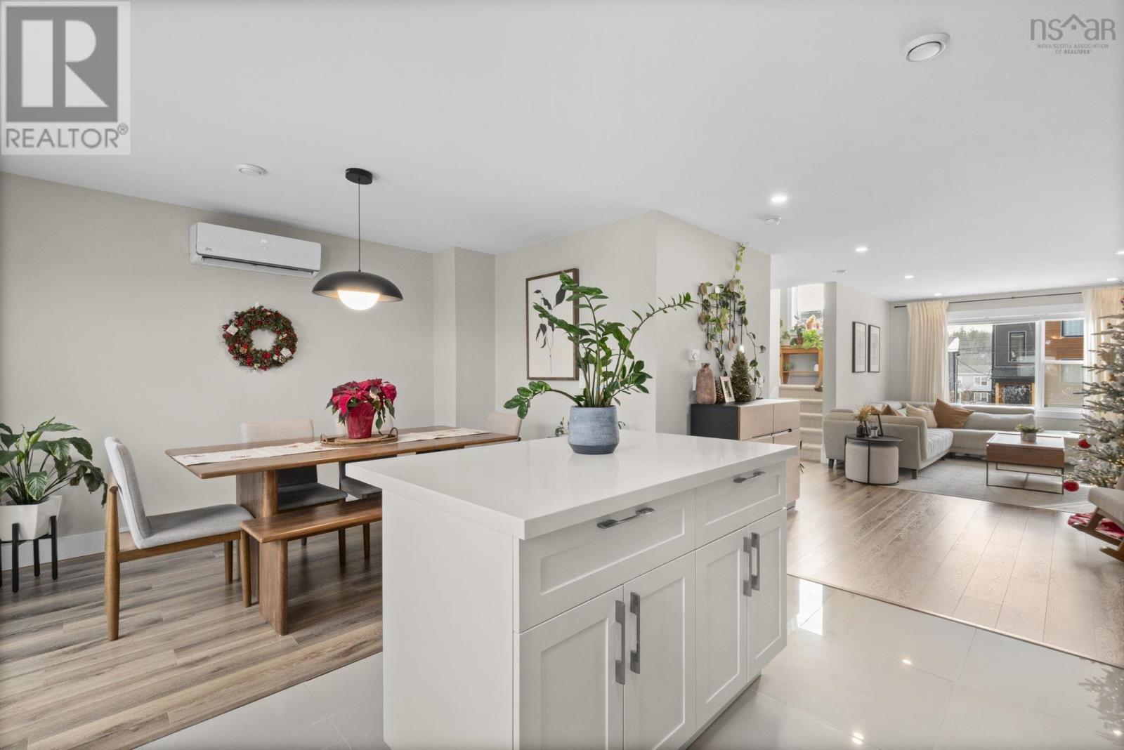 Property 15 of 50 of 15 Gala Court