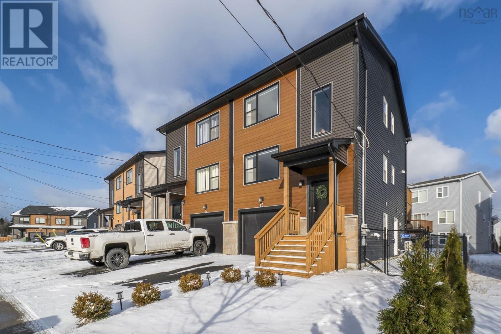 Property 3 of 50 of 15 Gala Court