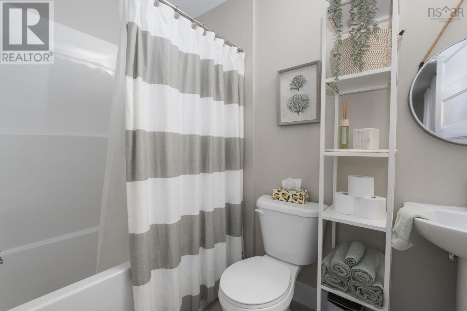 Property 40 of 50 of 15 Gala Court