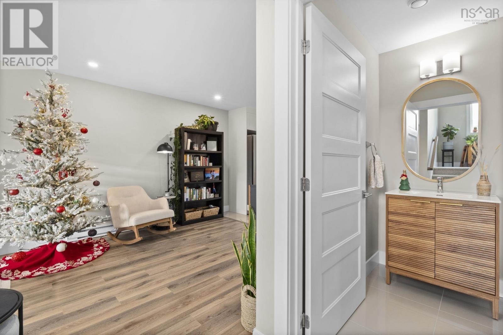 Property 33 of 50 of 15 Gala Court