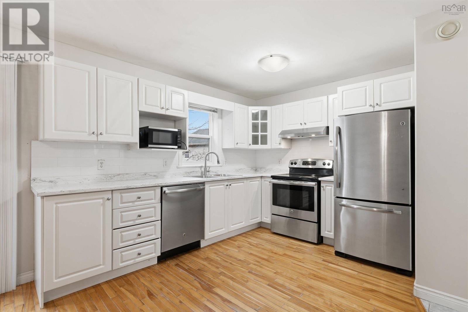 Property 10 of 46 of 85 Oceanview Drive