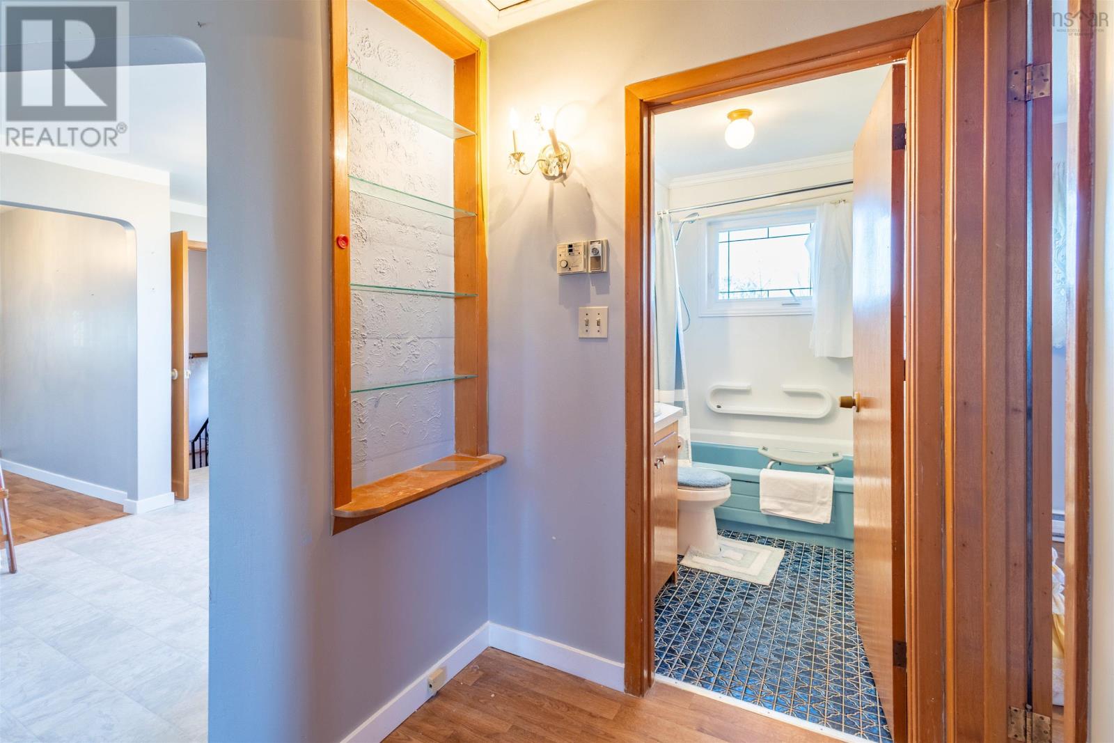 Property 21 of 33 of 124 Legacy Street