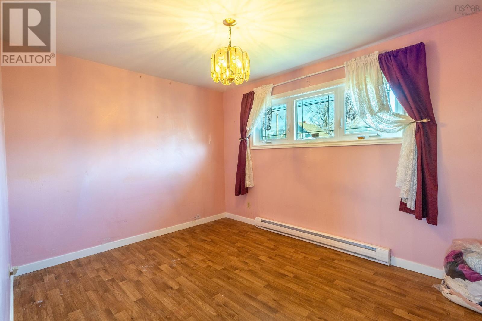 Property 27 of 33 of 124 Legacy Street