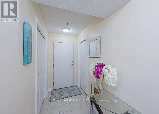 3310 - 4 DAYSPRING CIRCLE - Photo 2 of 16, Brampton (Goreway Drive Corridor), Ontario