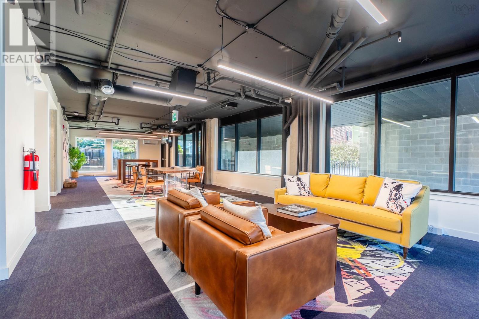 Property 14 of 22 of 404 5684 West Street