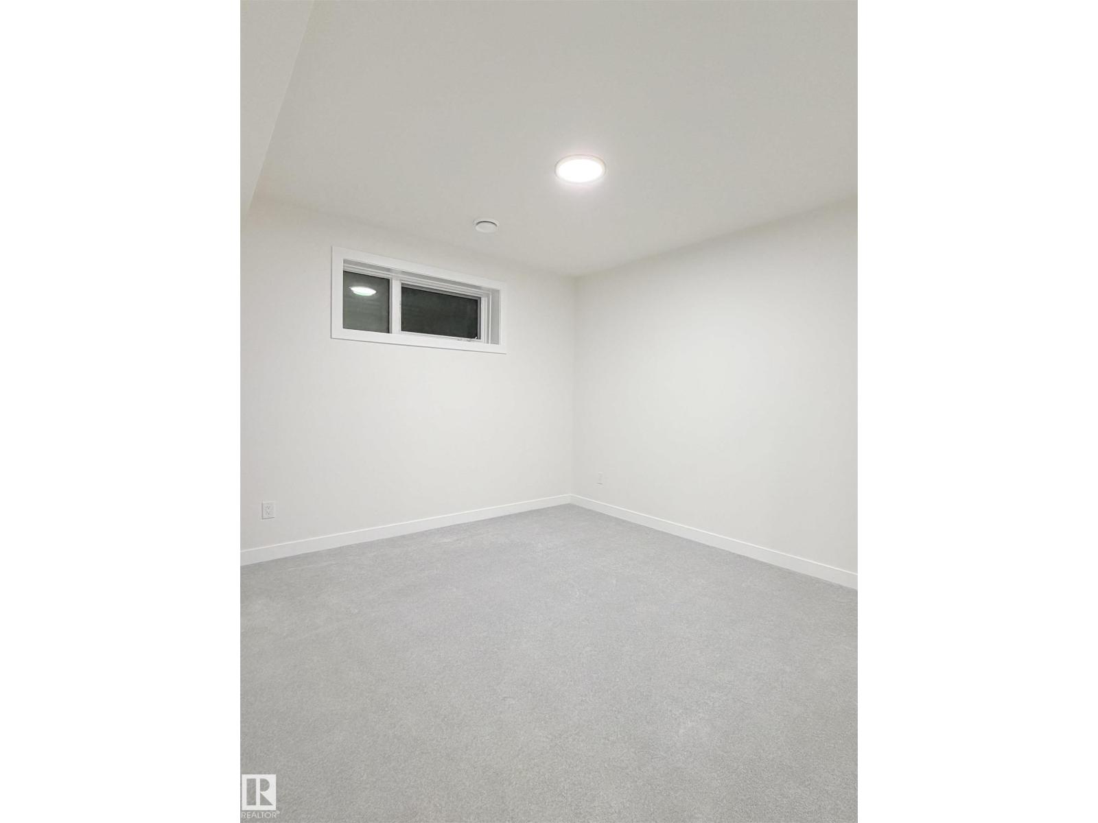 3320 Chickadee Drive NW, Edmonton