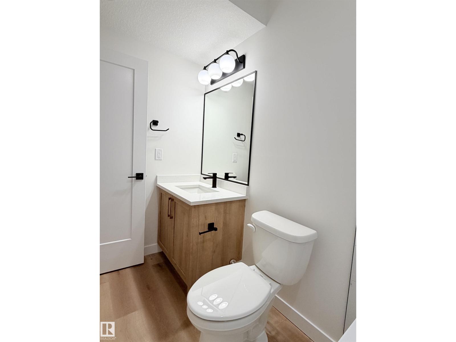 3320 Chickadee Drive NW, Edmonton