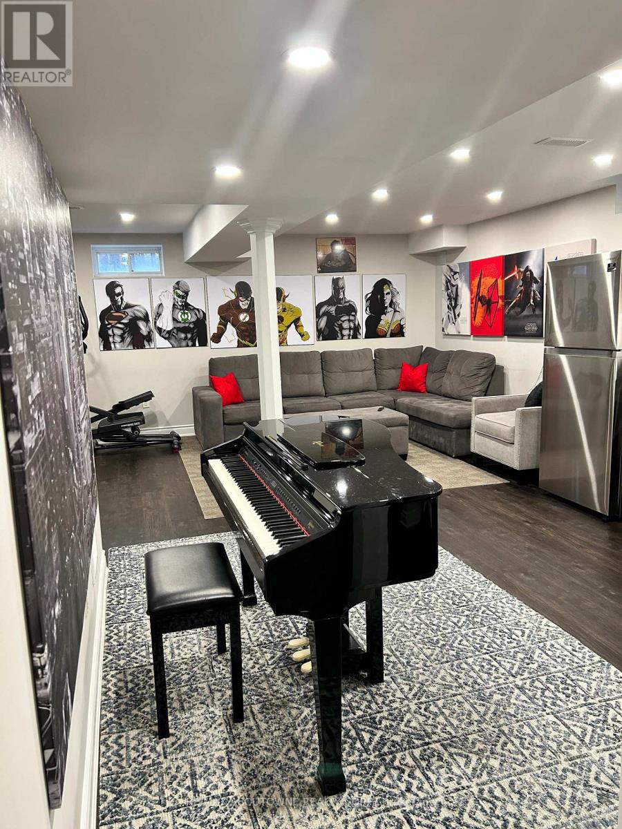 371 HINCKS DRIVE - Photo 5 of 35, Milton (CL Clarke), Ontario