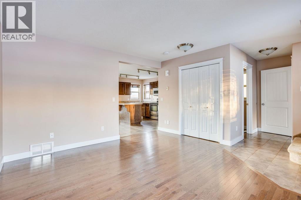 108 huckleberry Street, Fort McMurray